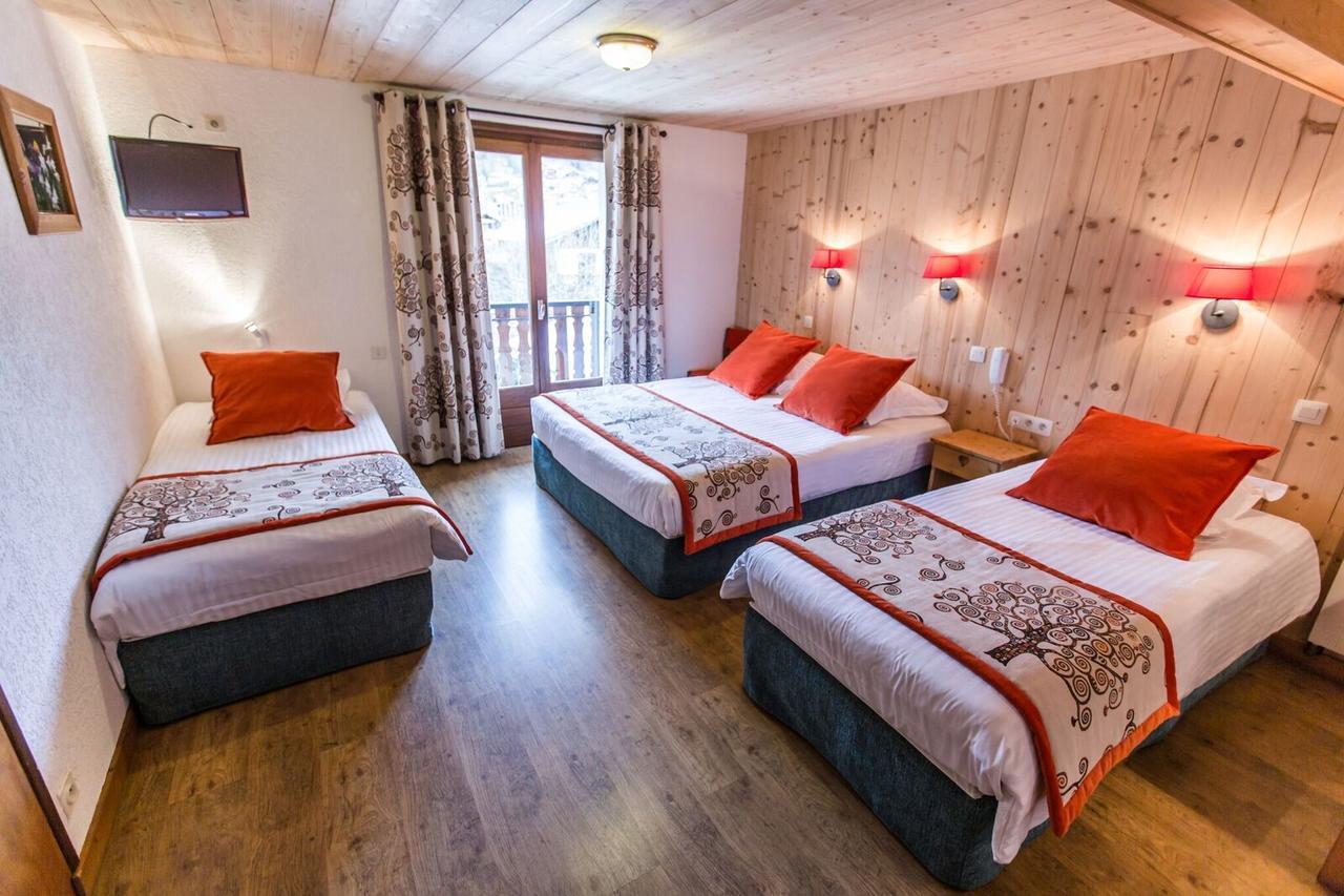 Hotel Les Bruyeres Morzine Bagian luar foto