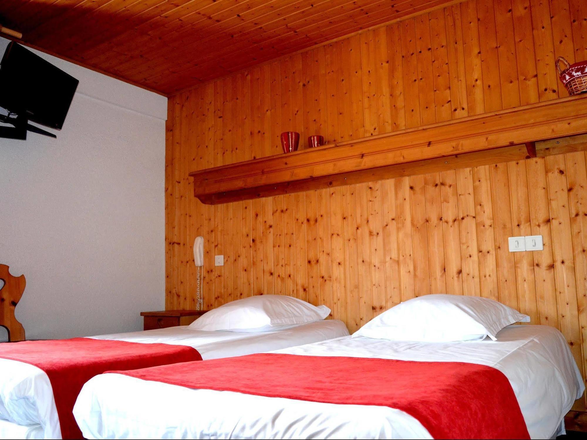 Hotel Les Bruyeres Morzine Bagian luar foto